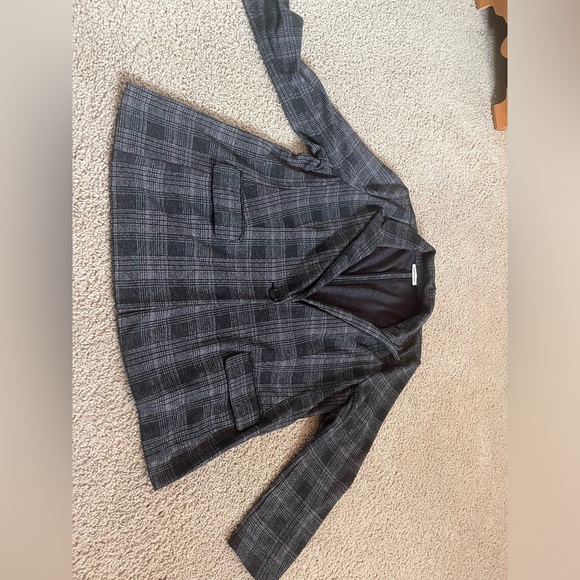 Blazer - Picture 1 of 2